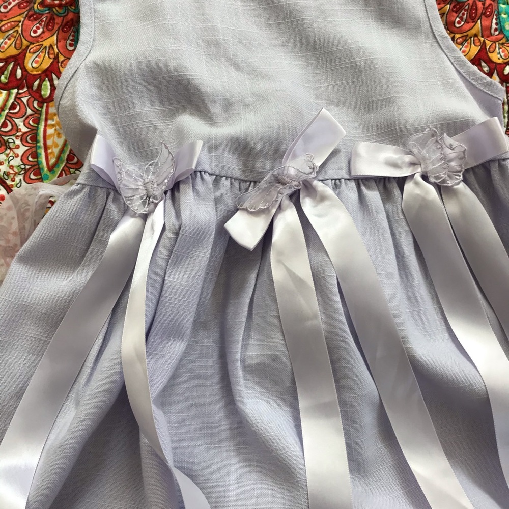 Dresses - Picture 7 of 9